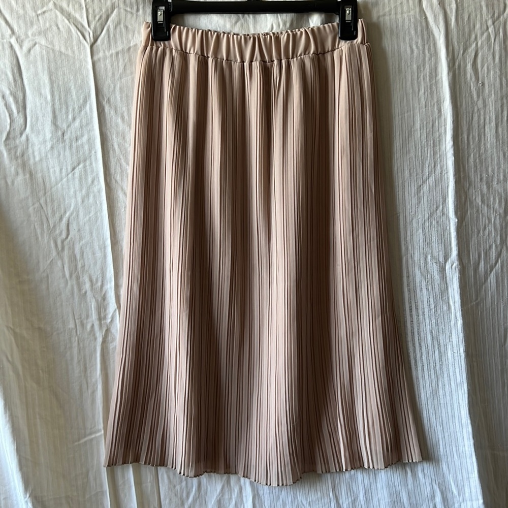 Zara basic cream pleated midi skirt